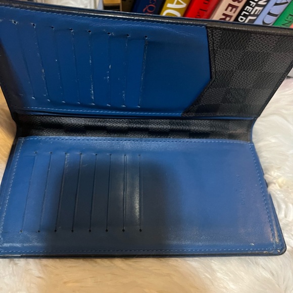 Louis Vuitton Damier Ebene Wallet - Picture 2 of 10